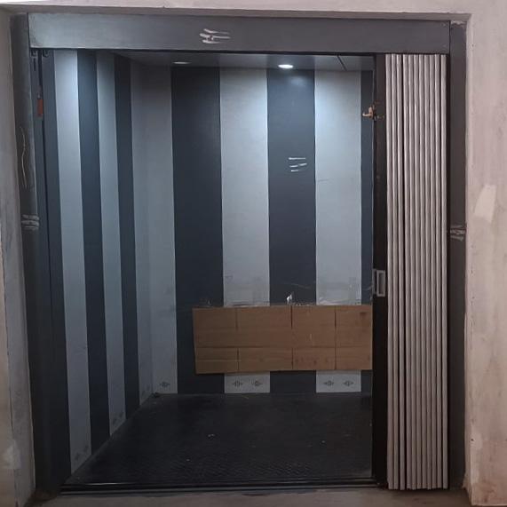 Qeuto Feright Lifts in Coimbatore